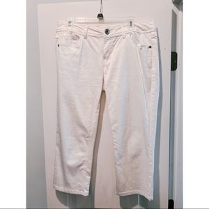 Rewind Size 13 White Capri